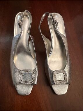 J. Renee Leather Metallic Silver Slingback Peep-Toe Heels with Rhinestone Buckle
